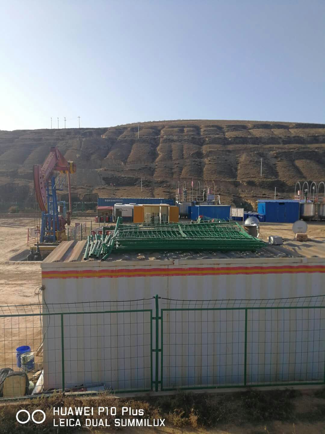 中石油(you)客戶制(zhi)氮機使(shi)用現場(chang)